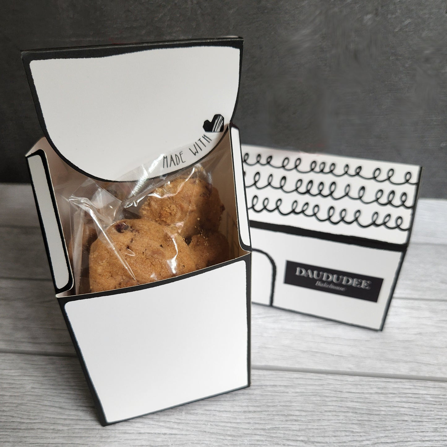 
                  
                    DAUDUDEE Bakehouse Box (140g)
                  
                